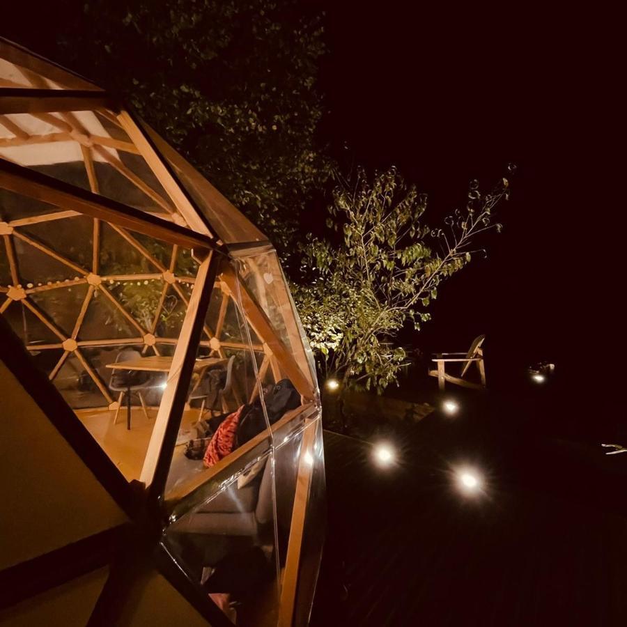 Le Dome Aux Oiseaux Hotel Bérig-Vintrange Exterior photo